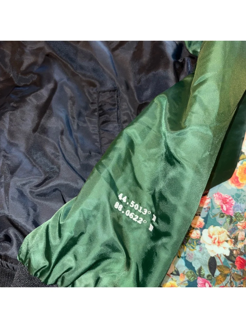 Green Bay Packers Satin NFL Embroidered Varsity Jacket Unisex L Bomber Jacket